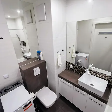 Апартаменты Krynicka Blisko Alfa Centrum - Przymorze Гданьск